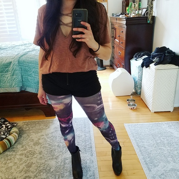 Meet your Posher, Tawny - Picture 8 of 8